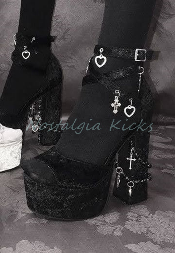 Gothic Black Velvet Platform H - Sandal Strappy Heeled บทวิจารณ์และราคา