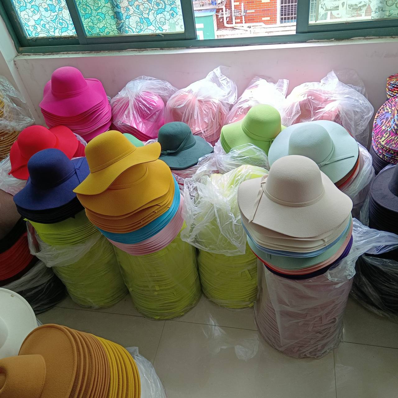 White Dome-shaped Ladies' Hat  - Hat Floppy Wide บทวิจารณ์และราคา