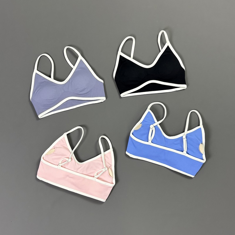 Women Contrastline Yoga Bra V  - Crop Top Crochet บทวิจารณ์และราคา
