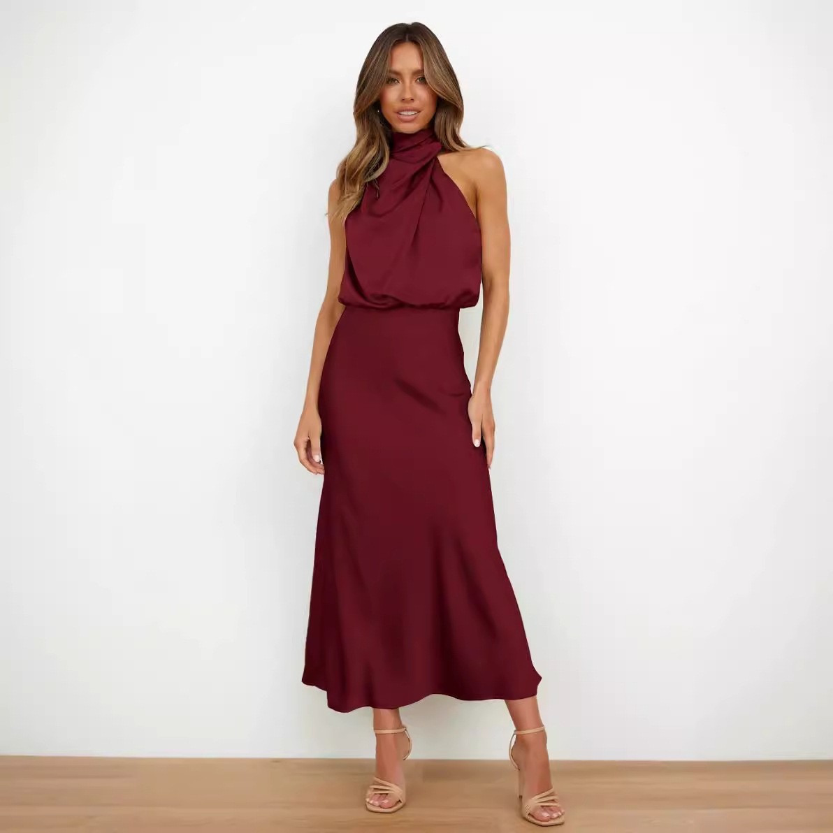 Satin Dress Sleeveless Halter  - Maxi Dress Halter บทวิจารณ์และราคา