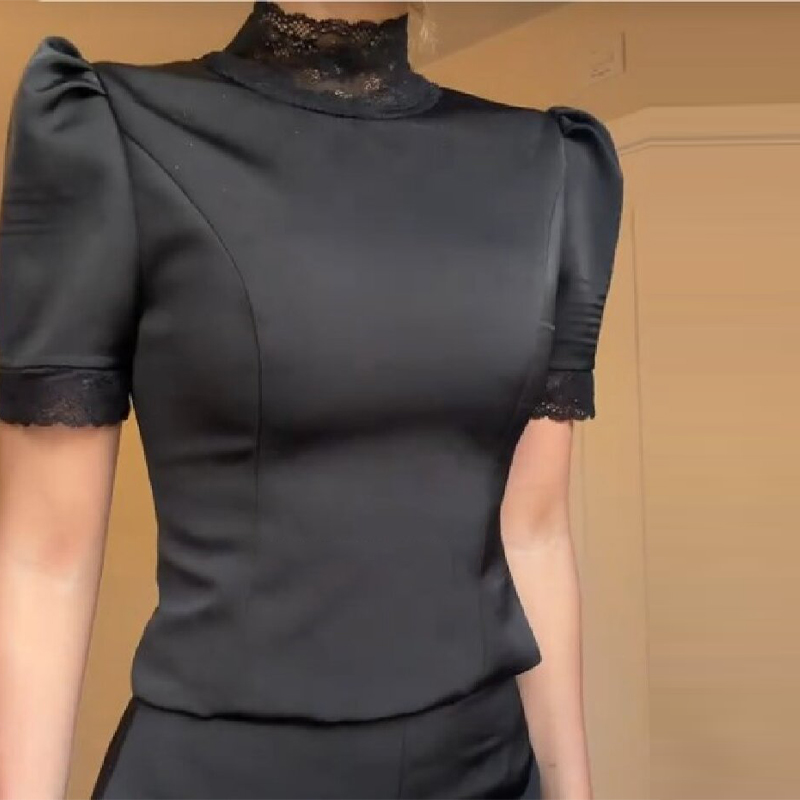 New Satin Lace Edge Top Short  - Blouse Off Shoulder บทวิจารณ์และราคา
